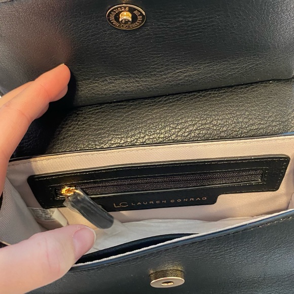 LC Lauren Conrad Velvet/Faux Leather Crossbody Bag NWT - Picture 4 of 9